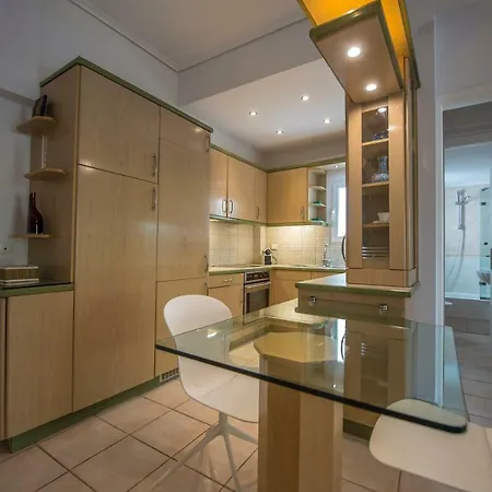 Starapartment Athens-varkiza 2